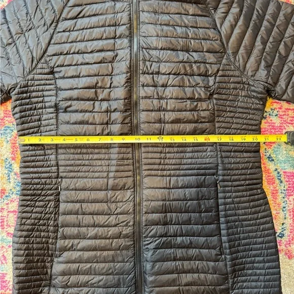 LL Bean Women's Ultralight 850 Down Sweater Coat - Picture 3 of 5